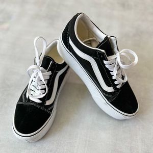 Vans Old Skool Stackform Shoe in Black